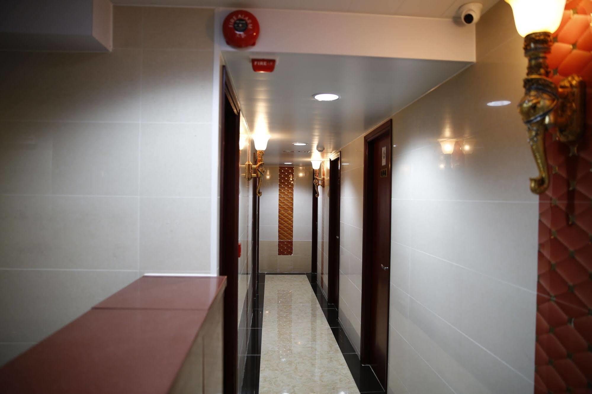 Sandhu Guest House Hong Kong Exterior foto